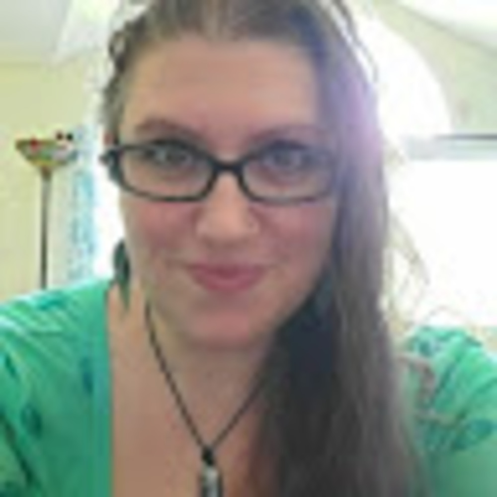 Meet your Posher, Genevieve